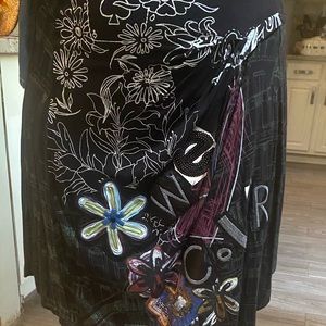 Desigual art skirt women’s size L